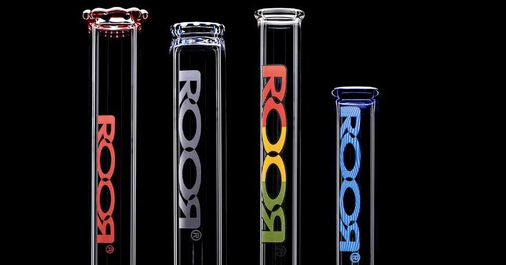 Roor Ice Master Straight Pyrex Bong Review: Worthy or Not?