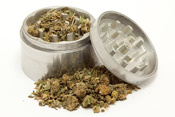 2-piece herb grinder