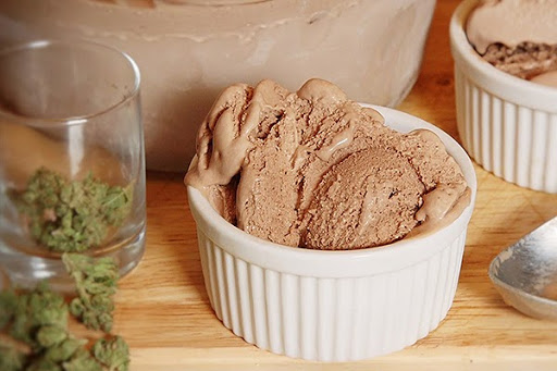 cannabis-icecream