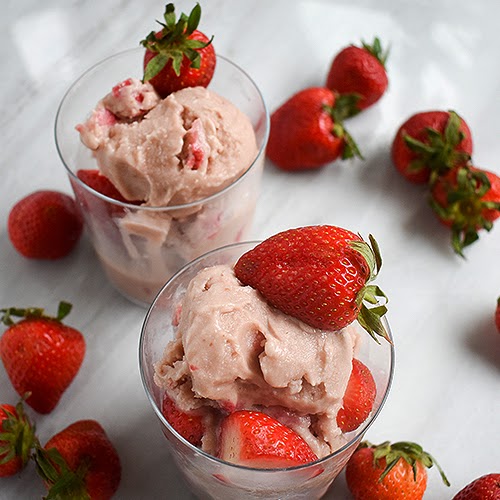 strawberry-marijuana-icecream